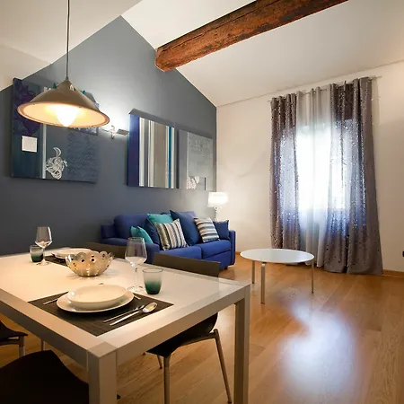 Apartmán For Rent Blu Theater *